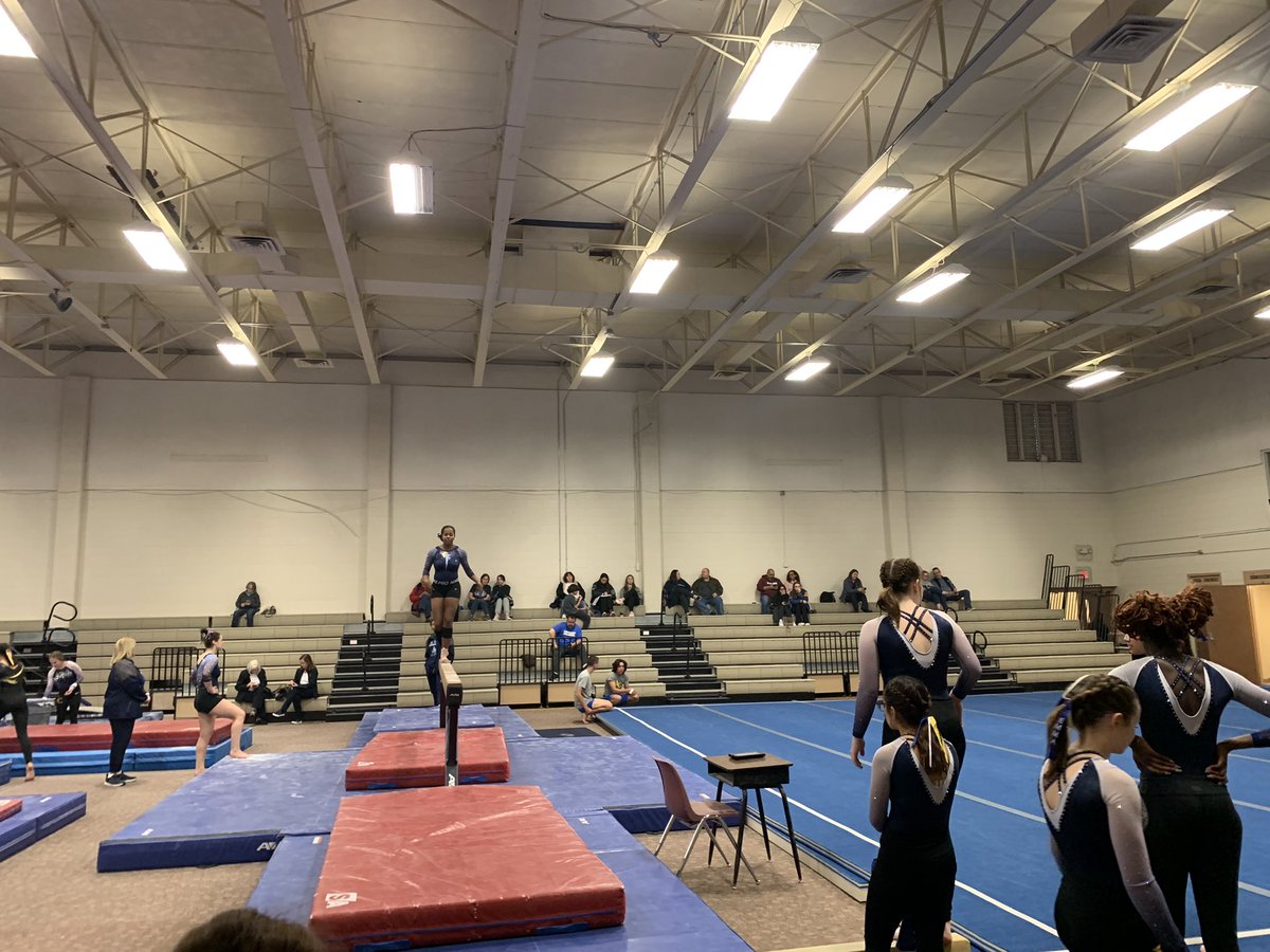 MEET DAY!! Lakeview Centential vs Garland vs BELL! Come and support your Blue Raider Gymnasts @FEW <a href="/6/">Adrián Lamo</a>! #bellieve #gymnastics