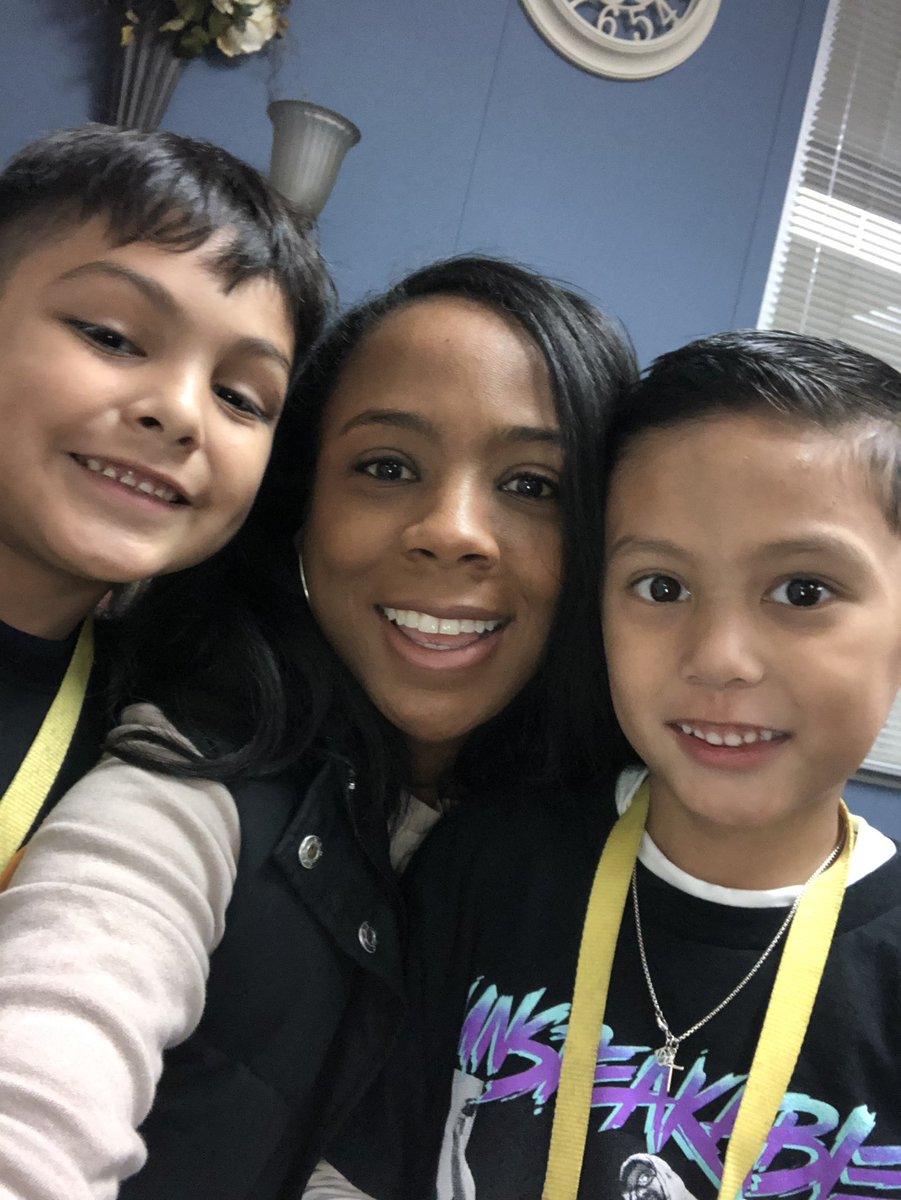 BickhamFam5's tweet image. It was a great start to my day @SampsonElem - these 1st graders used their Stallion Bucks to get to play a game w/me! #SampsonStrong