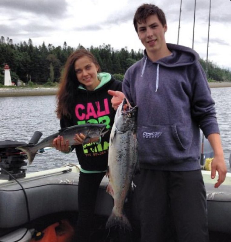 allgarbitch's tweet photo. new pics from the oilers fishing trip dropped!!! https://t.co/yX3yxkyWwo