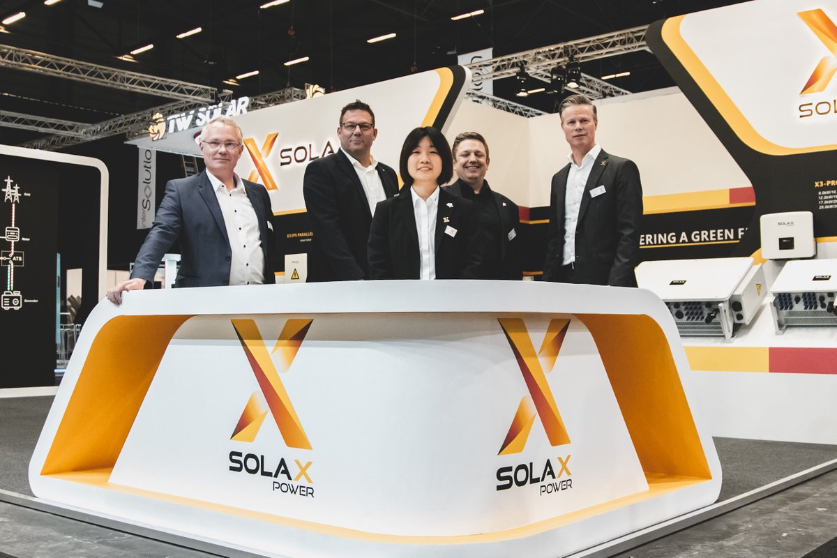 solaxpower's tweet photo. #SolaXExpo #InterSolution 2023 in #Belgium
Heated scenes in SolaX Booth 8503. Thank you for visiting us and our team is here awaiting your coming today!
#SolaXPower: Powering a Green Future
#renewableenergy #PV #solarenergy #solarinverter #hybridinverter #energystorage #ongrid https://t.co/GryZ7ZnAsl