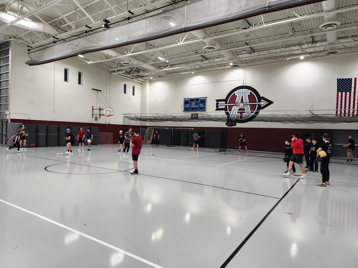 ACHSBaseball1's tweet photo. Becoming a leader takes practice. It's been a treat to watch our guys begin their process individually, and #together as a group! The best is coming! #AYLL #gosequoitsbaseball https://t.co/8gsSHOB87f