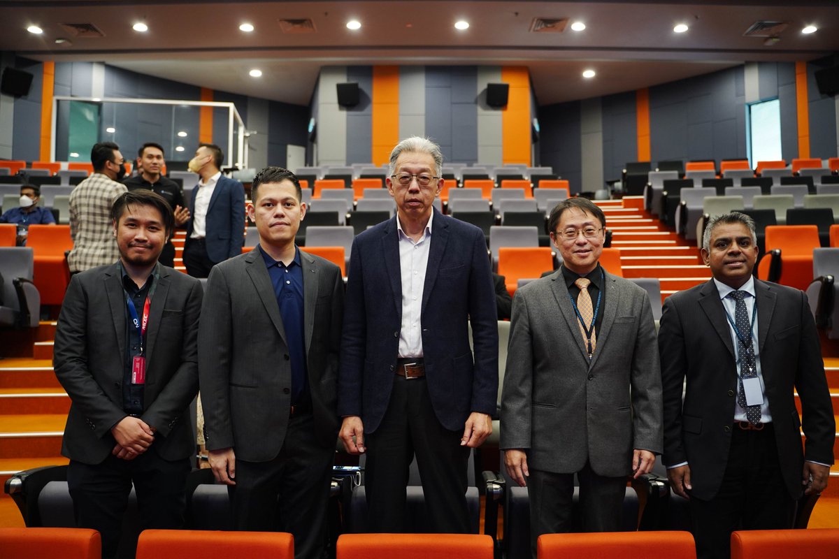 MasverseHub's tweet photo. It was an immense pleasure for us, that you joined our MOA signing  and bestowed us by being Guest of honor, President of KITA and Board of Director of MIGHT, Dato’ P’ng Soo Hong, Manager of Business Development of Domestic Digital Investment Division, @mymdec, Mr Chung Zhao Farn https://t.co/uIPql40U6Y