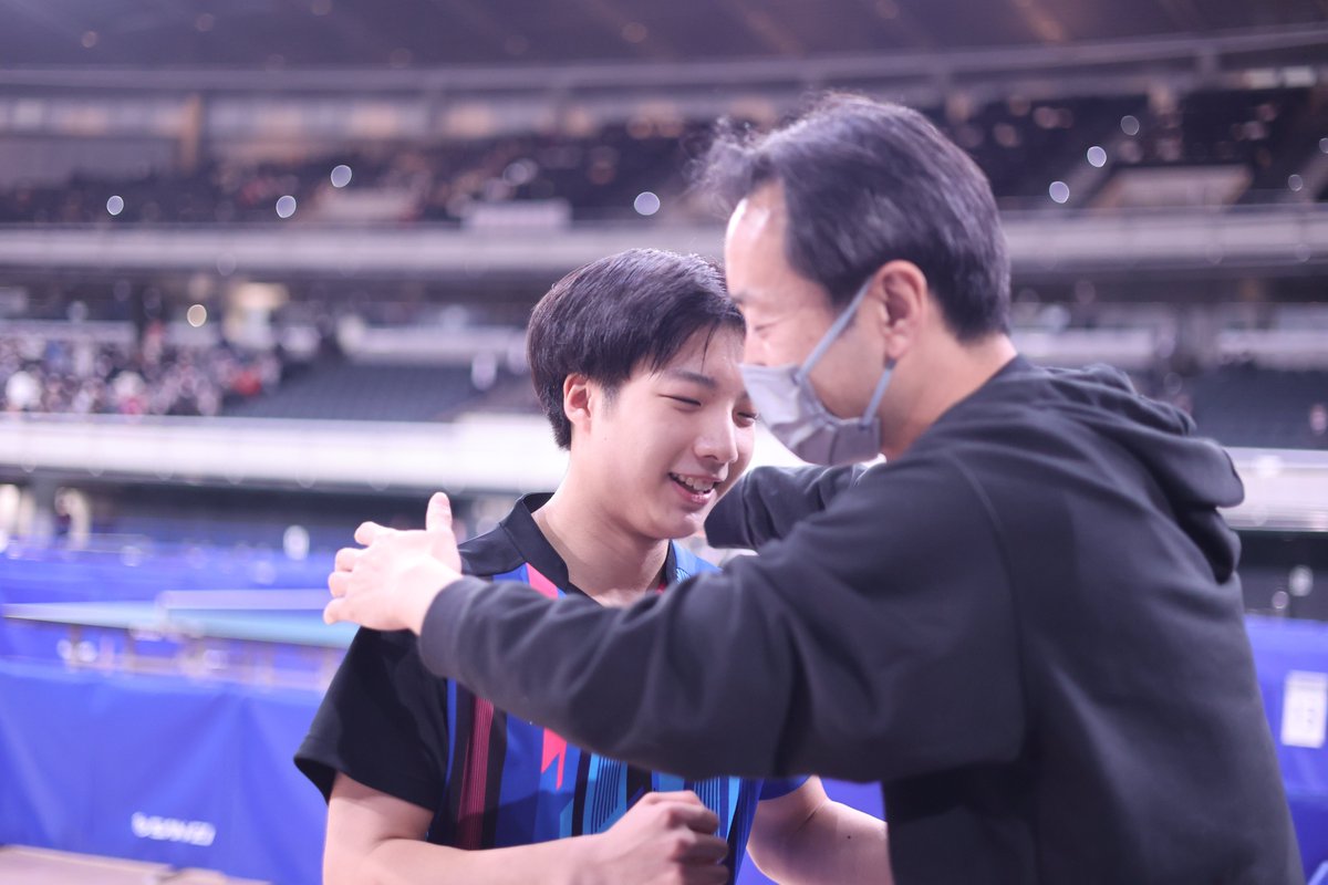 Rallys_pingpong's tweet photo. 全日本卓球選手権ジュニア男子シングルス
優勝は萩原啓至（愛工大名電高）

おめでとうございます！！
決勝

〇萩原啓至（愛工大名電高）3-2 松島輝空（木下アカデミー）
11-6/7-11/12-10/6-11/12-10 https://t.co/8bXvqqHtFm