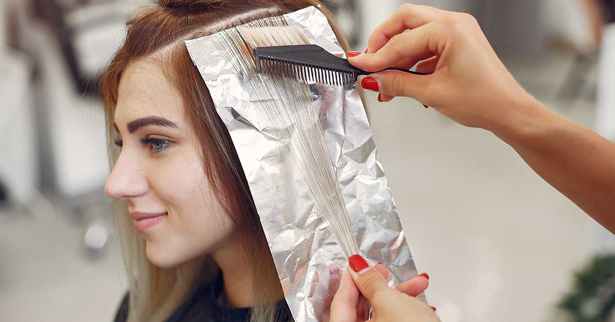 tashiarablog's tweet image. How to Bleach Your Hair at Home

tashiara.com/2023/01/how-to… 

#haircoloring #hairbleach