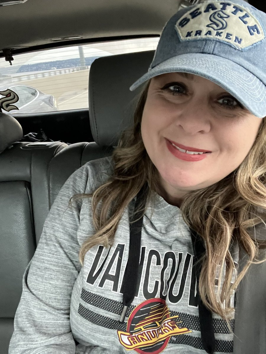LNanakul's tweet photo. I ❤️ my Kraken @seattlekraken , but my heart will always ❤️ @canucks 🇨🇦.  Off to the game in Seattle tonight.
#vancouvercanucks #krakenfan #nhl https://t.co/mgUZzxu16r
