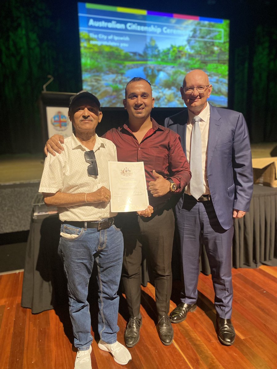 ShayneNeumannMP's tweet image. Congrats to the 129 new Aust citizens from 36 nations who’ve made the Ipswich region home. 

@IpswichCouncil Div 2 Councillor Paul Tully celebrates multiculturalism on his tie #citizenshipceremony.