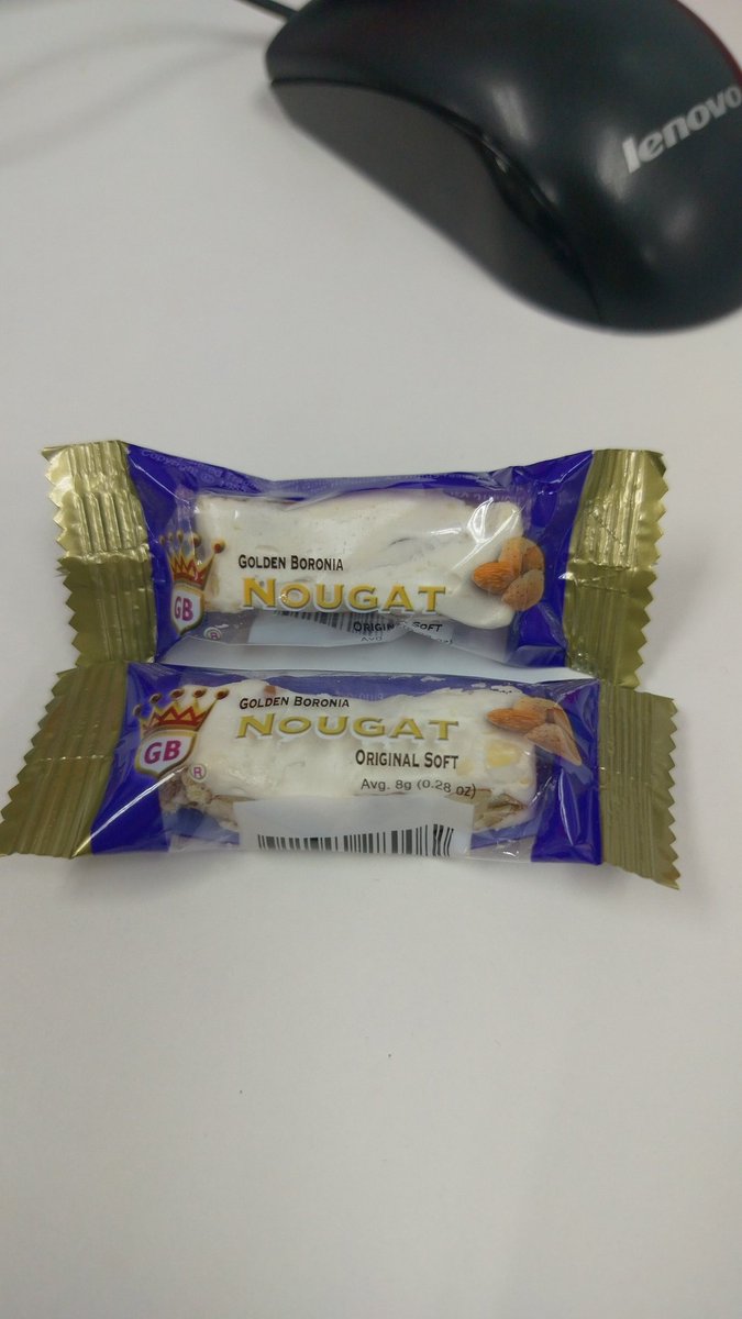 syazean's tweet photo. Semalam dapat kacang gajus,hari ni nougat ��. Thank u madam https://t.co/TgY8Juqset