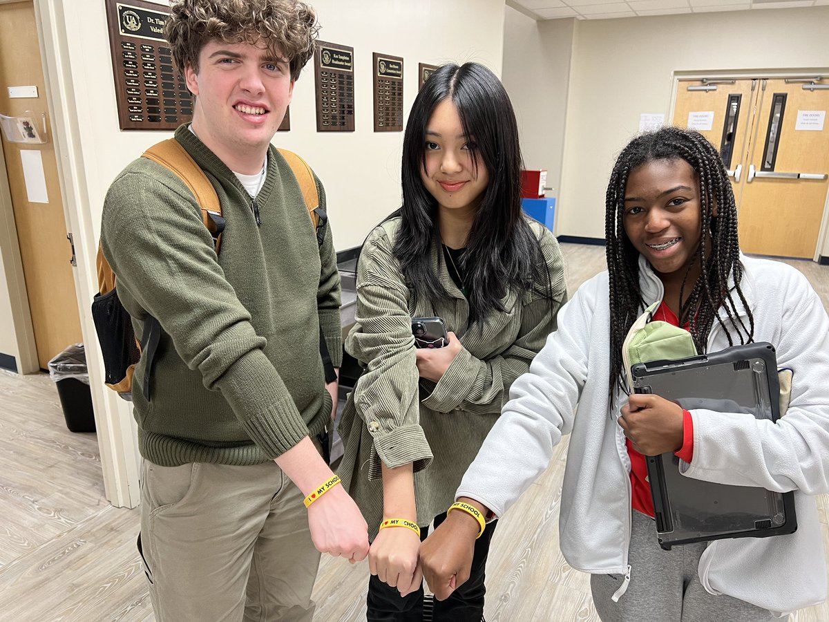 UAcharterschool's tweet image. Thanks for choosing UA! #nationalschoolchoiceweek #weareua #charterschool @UAathletics @JZUAHS @BretzShannen @JSuttonSmith @CoachJarredHill @darbiholmes