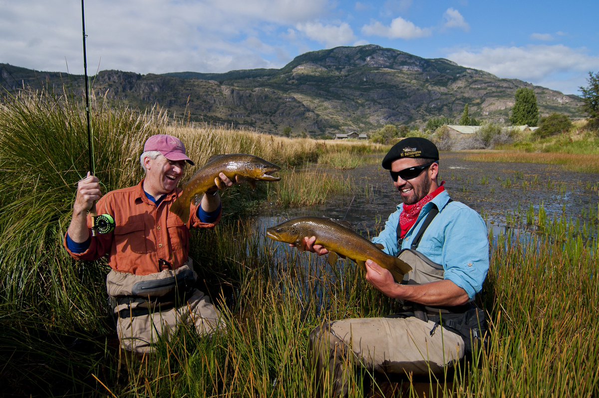Big browns on terrestrials!
At El Saltamontes Lodge, anglers often sight fish for big wild trout with terrestrials. With El Saltamontes meaning grasshopper, you know the hopper fishing must be good!

Ph: Val Atkinson 
#flyfishing #flyfish #theflyshop #flyfishingtravel