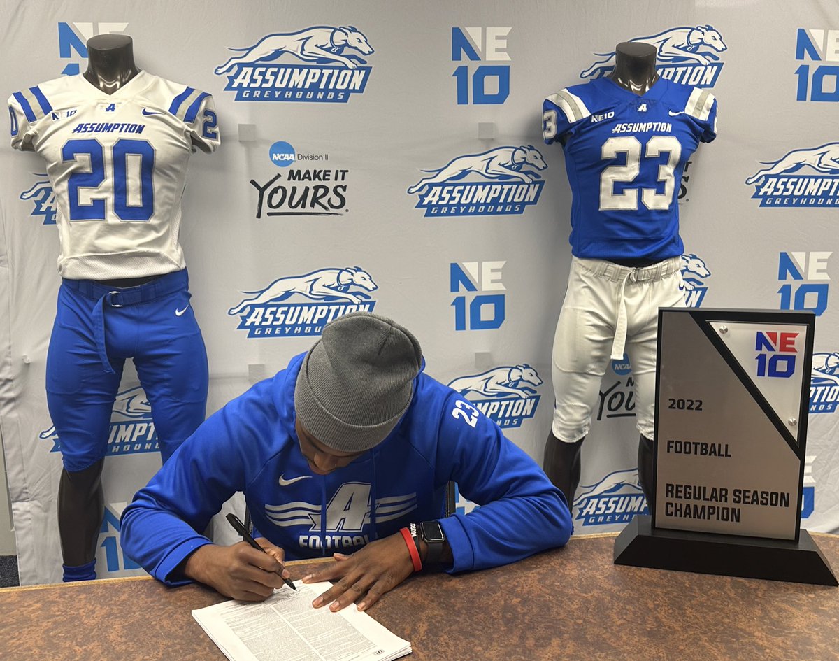 Assumption University Football (@assumptionfb) on Twitter photo ๐จSIGNED๐จ
Congratulations to Isaiah Huff (<a href="/_NEWW_ERA/">Isaiah Huff</a>) on signing his contract with the <a href="/OttawaRedBlacks/">Ottawa Red Blacks</a> of the <a href="/CFL/">CFL</a>!! We canโt wait to see where this opportunity takes you!
#๐ผ๐ฟ๐๐ผ๐๐๐ผ๐๐ #NextLevelHounds #DEA ๐จSIGNED๐จ
Congratulations to Isaiah Huff (<a href="/_NEWW_ERA/">Isaiah Huff</a>) on signing his contract with the <a href="/OttawaRedBlacks/">Ottawa Red Blacks</a> of the <a href="/CFL/">CFL</a>!! We canโt wait to see where this opportunity takes you!
#๐ผ๐ฟ๐๐ผ๐๐๐ผ๐๐ #NextLevelHounds #DEA