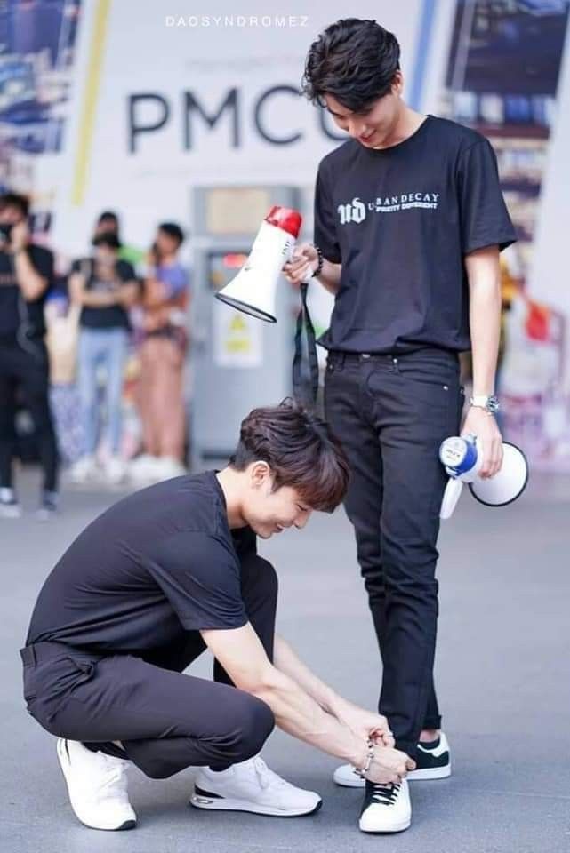 Amp_babyG_DO_WS's tweet photo. ที่ผ่านมามันดีมากๆมีทั้งสุข เศร้า ปนกันไป แต่เราก็อยู่ตรงนี้ไม่ไปไหน อยู่ดูแลกันและกันแบบนี้ต่อไป #หวานใจมิวกลัฟ #MewGulf4everDay https://t.co/RDmDga5dUa