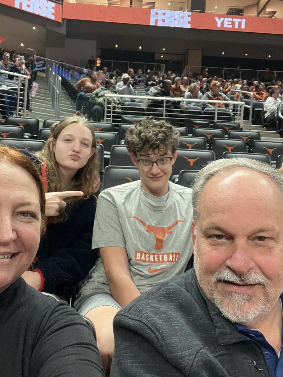 JenTroke's tweet image. We’re here and Bubba even made it! Where’s @McConaughey? 🏀@TexasWBB