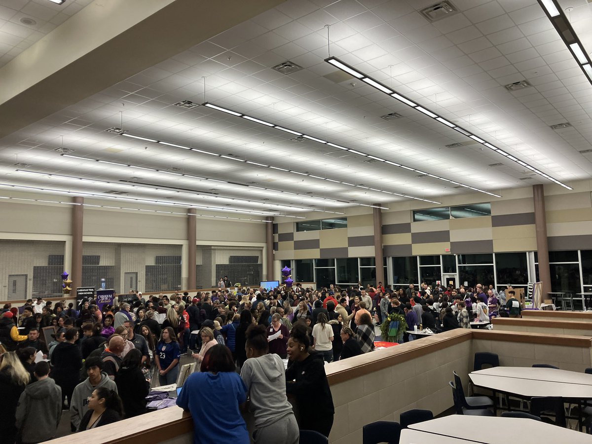 Loved seeing all our Future Rangers @ChisholmTrailHS this evening for Ranger Showcase! @EMSISD @EdWillkie @MarineCreekMS