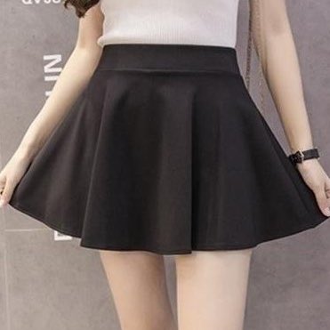 メイドちゃん達のミニスカートのフレア感について👀 