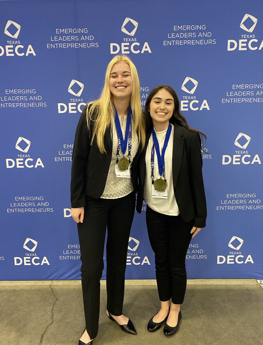 LE DECA🔷 tweet media