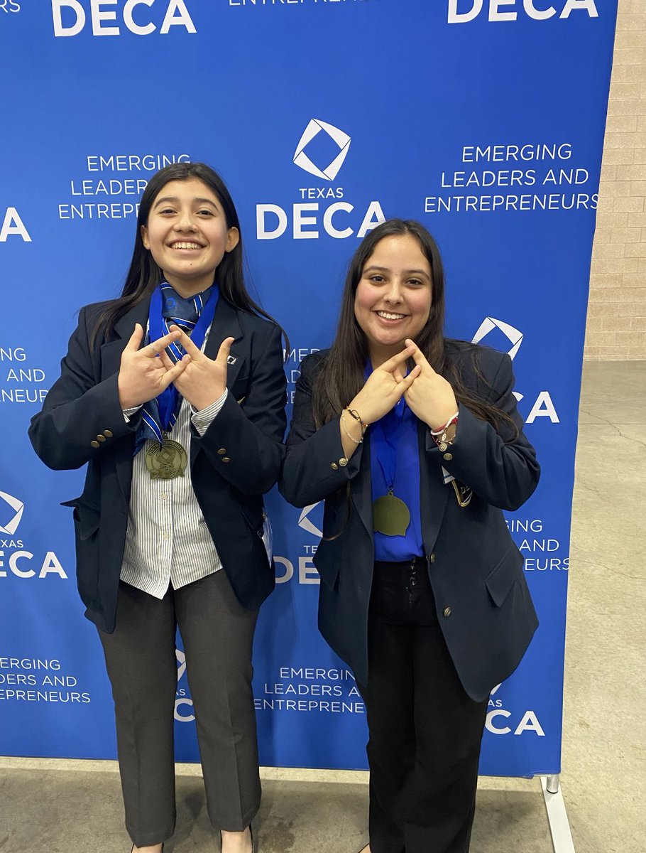 LE DECA🔷 tweet media