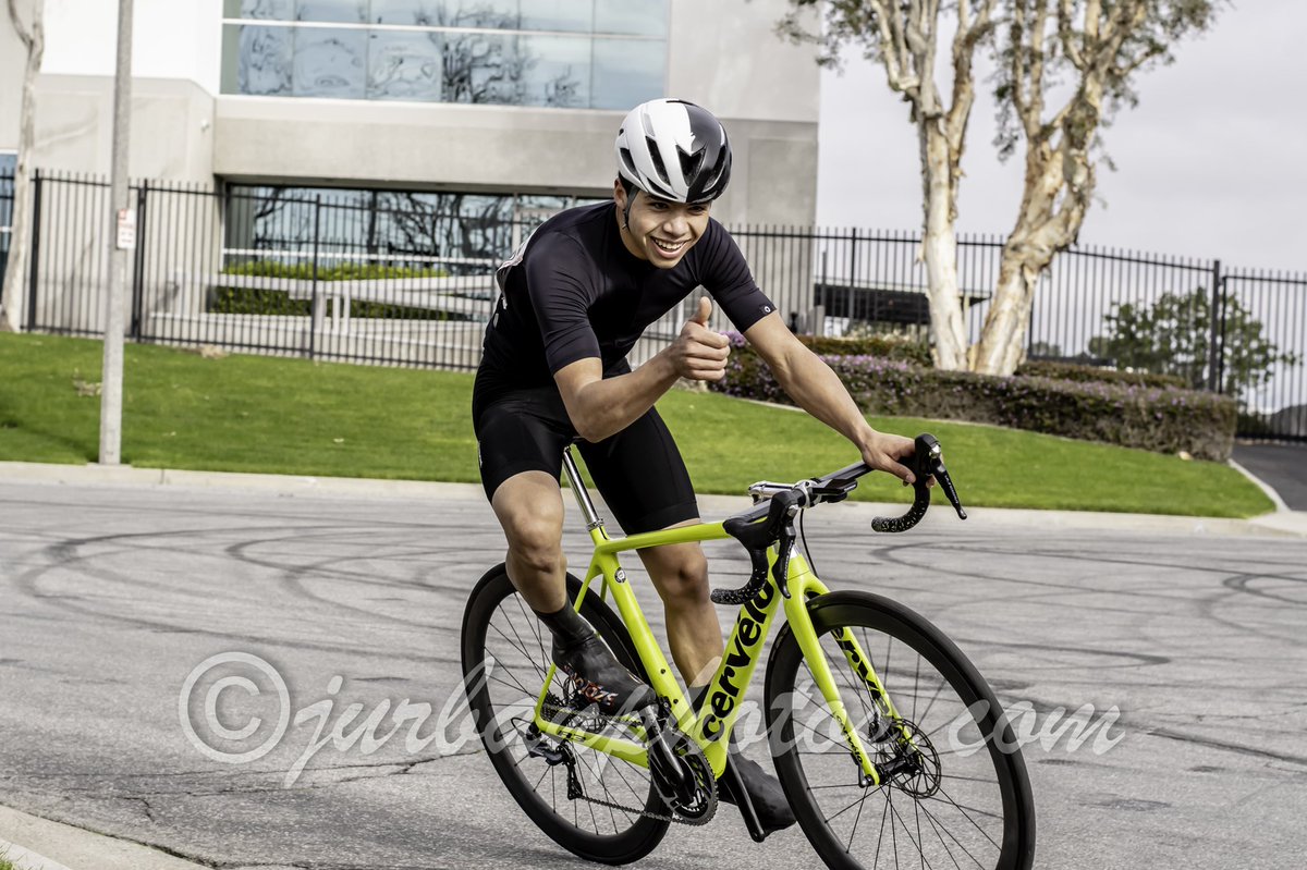 Thumbs up as the 2023 crit season has started in Southern California.