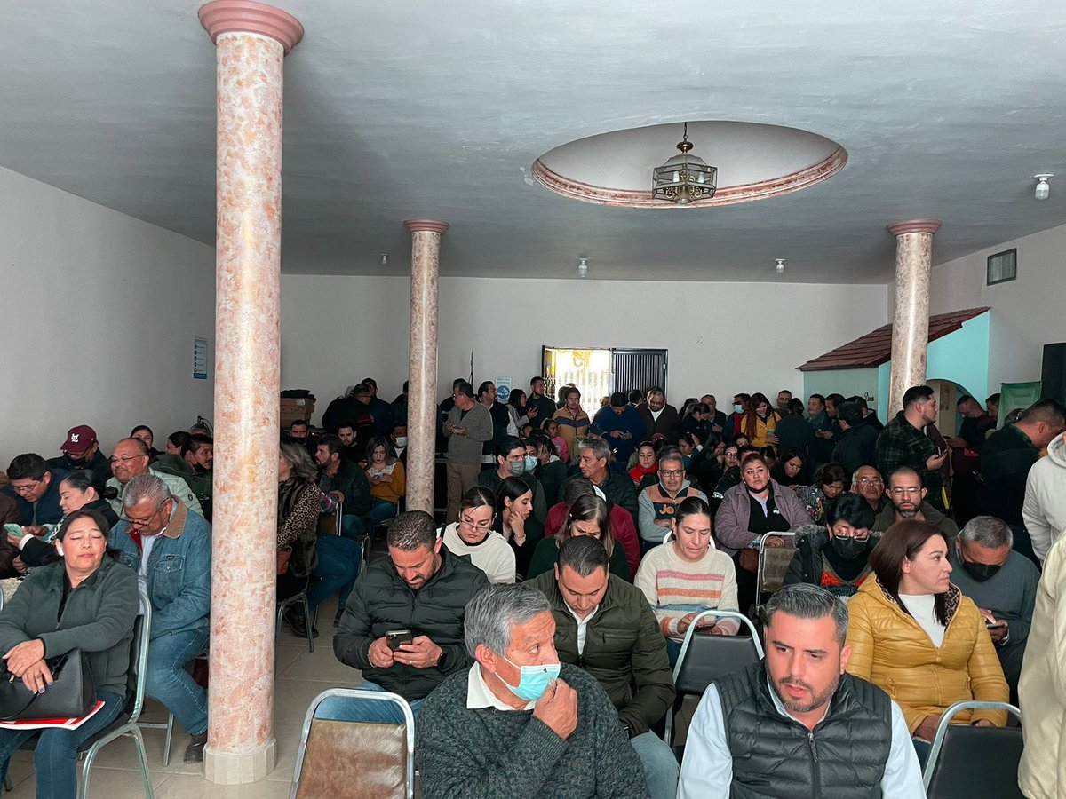 ASEPPCOAHUILA's tweet photo. Esta tarde se llevó a cabo la capacitación: Estrategias de Persuasión Política, en el municipio de San pedro, en donde también participaron servidores y ex servidores públicos de Francisco I. Madero y Viesca.

#asepp #coahuila https://t.co/waJzZ1OvQx
