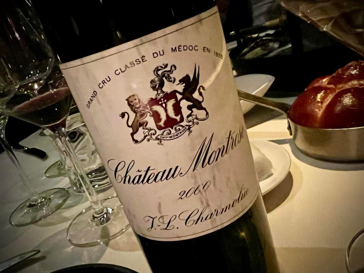 @vashtiroebuck1 Cheers and Happy Wednesday @RoebuckSteve1 @ChateauMontrose @FRENCHWINE_CLUB @frenchwinetutor @BordeauxWinesUK @WineBizSSU @Bordeaux @rondeless @BordeauxGuru @bordeaux_index @SO_Bordeaux @_LoveFrenchFood #mywineblog #vegaswinemonkeys #wineprotocol