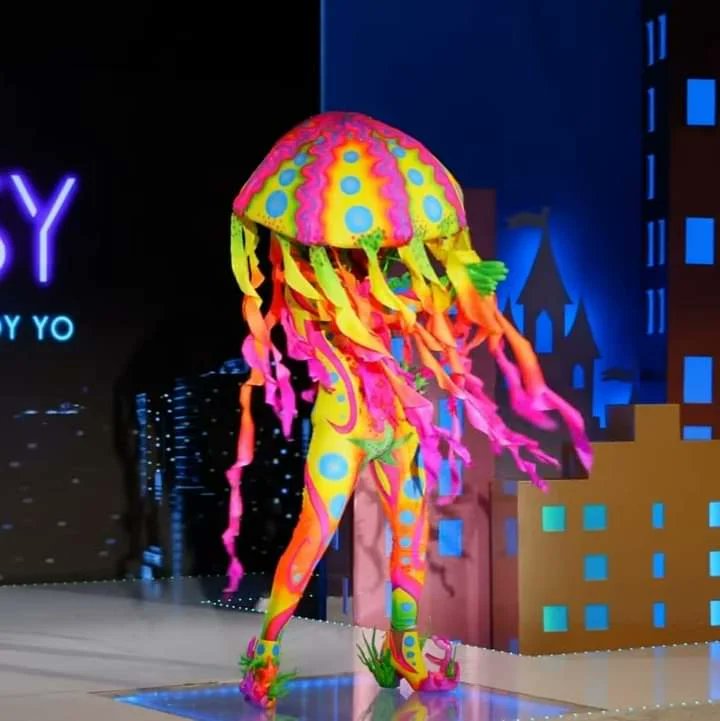 lamasdragafans's tweet photo. Ayer se estrenó la segunda temporada de "La Drag Queen Soy Yo" y aquí te dejamos los looks del primer episodio: NEÓN 👁️🔥
@JayzeerShantey
@NahomyLaPotra
@Australiasakk
#LADRAGQUEENSOYYO #LDQSY2 https://t.co/Fcs6Rjly73
