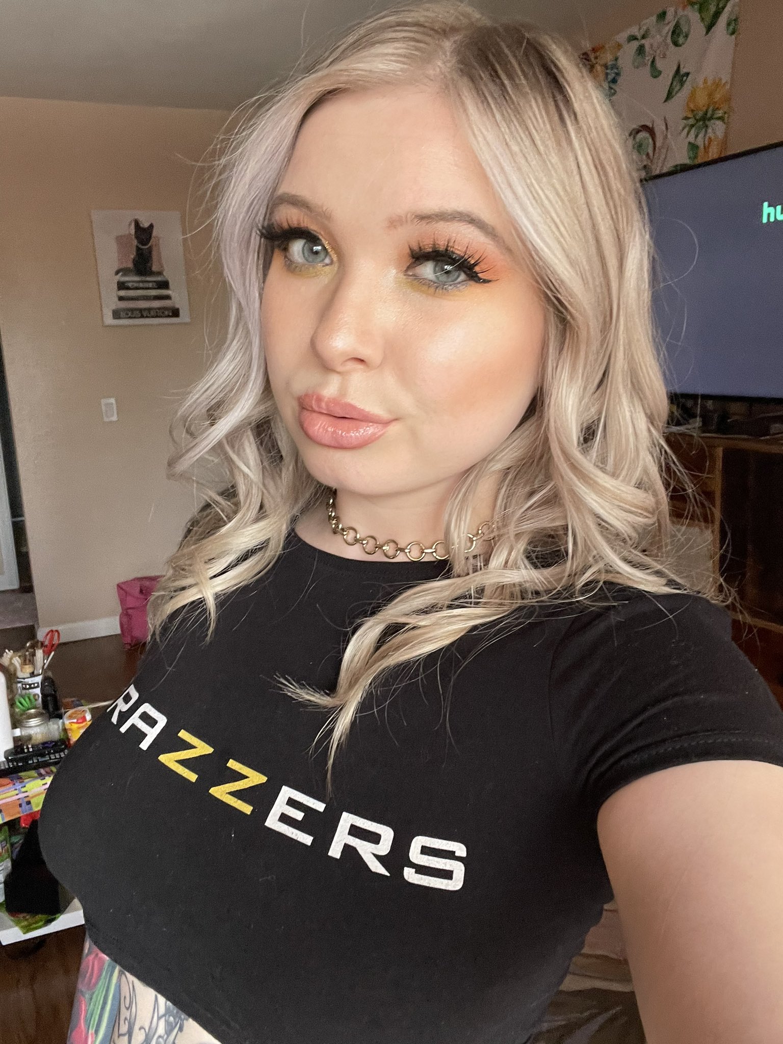 TW Pornstars - 1 pic. KAIIA EVE 👑. Twitter. 💫 @brazzers babe. 1:50 AM - 26 Jan 2023