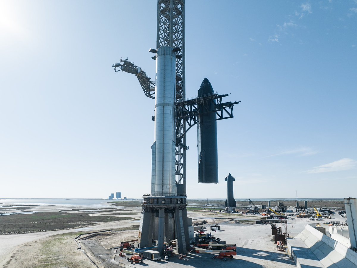 SpaceX tweet picture