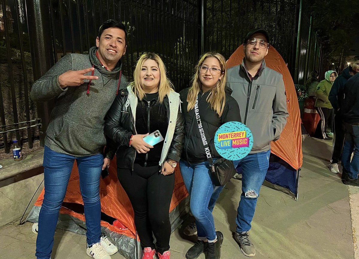monterrey_live's tweet photo. Ya hay fila para la compra de boletos de RBD en Monterrey 😱😱 Con casas de campaña y dispuestos a todo, fans de RBD ya están listos para ser de los primeros en comprar sus boletos 🎫😱 @RBD_oficial #SoyRebeldeTour #SoyRebelde #rbdmty https://t.co/pWrEfoDJ2i