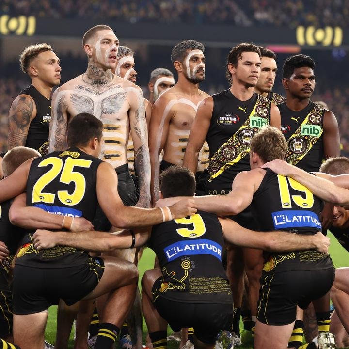 🚨 BREAKING 🚨

With all 18 AFL clubs releasing a statement acknowledging the pain of January 26, the AFL will now cancel the 2023 premiership season amidst calls from a 'particular group' of fans that "players are not focused on football" 😡

MORE 👉>>>