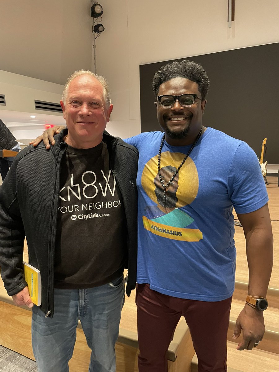 FishOnAFlyGuy's tweet image. Tonight, I was invited to Kenwood Baptist Church by my neighbor, Jon Kane to hear @DerwinLGray speak. In a word: POWERFUL!! Jump in, get his book, “ The Good Life.” Such a small world, he was #30 with the Colts when I lived in Indy! A blessed night!!
