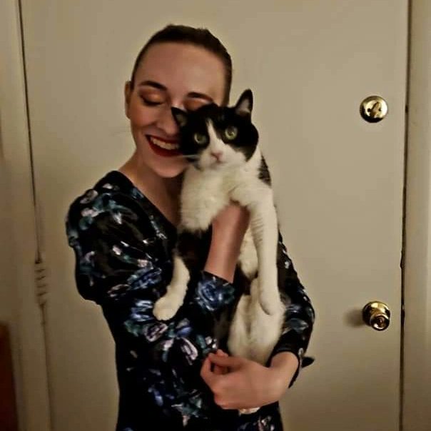 zigzag_zoeee's tweet photo. I'm going to miss you so much, Oreo. My heart hurts already. Give your sister Lucky lots of kisses. I love you, my little baby 💕 https://t.co/tkzPQogMKT