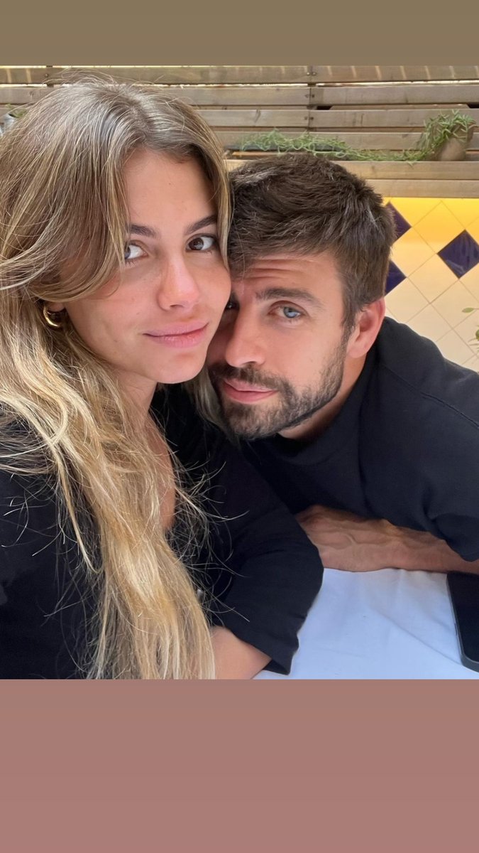 pablo_chagra's tweet photo. ¿Será que Piqué subió la foto con Clara para distraernos y olvidar la culebra de suegra que tenía mi Shak? 😨 https://t.co/kXDblHq0iF
