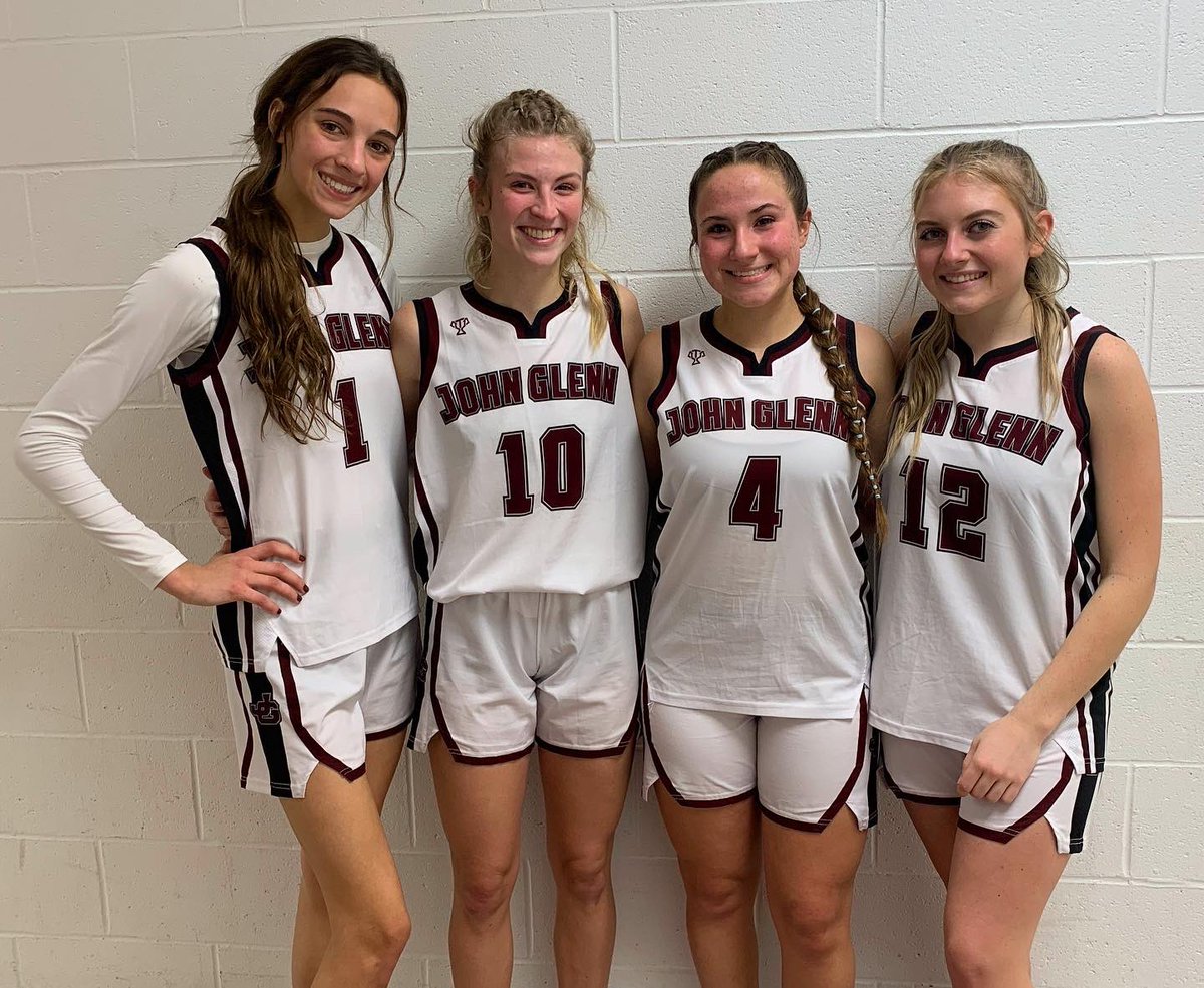 StoriedRivals's tweet photo. MVL Girls Basketball 🏀

FINAL
🐟 John Glenn 52
🐻 River View 27

Lady Muskies earn a win on Senior Night!

3 players hit double digits in scoring tonight.

@myaoliver_ - 17 points
@Mckinzi_L - 13 points
@kylahmorgan_ - 10 points 

#SRscores @LadyMuskiesBB https://t.co/3Zw821Yvob