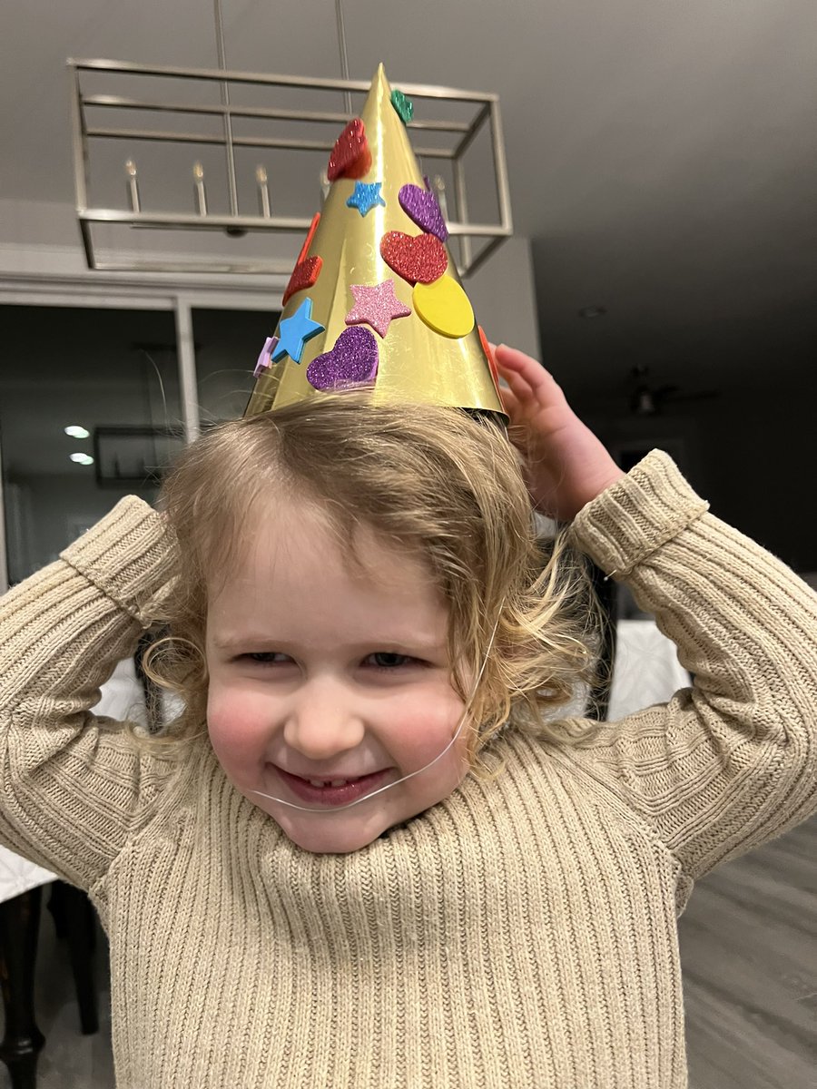 BeautyBabesBall's tweet photo. Celebrated Pooh Bear with my favorite girl at the Moscow-Pullman Public library today. We are loving our new library!๐ฅฐ๐๐ง๐ผ
#poohbear #libraryday #loladakota #lolagirl #twocute #momlife #momof5 #poohparty https://t.co/I7UZdQHGjP