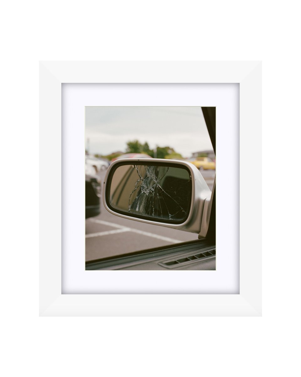 Melbourne on print. Available on <a href="/askdarkroom/">darkroom</a>. Link in bio.

#photography #35mm #analog