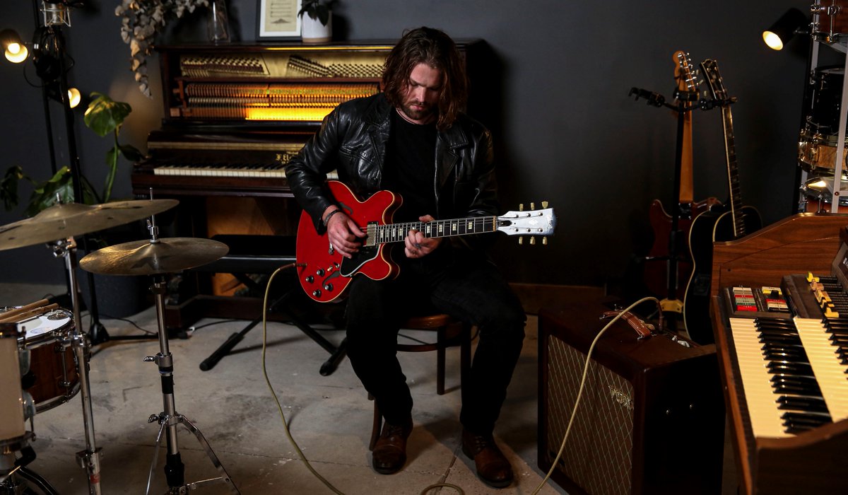 #Recomedación: Dia Miercoles pt2
KESTREL PALACE - "Swan Song"
<a href="/deanraymusic/">DEAN RAY</a> - "Freedom"
<a href="/teenangsters/">Teen Angst</a> - "Stan"
<a href="/statuesofmen/">StatuesOfMenOfficial</a> - "Choke"