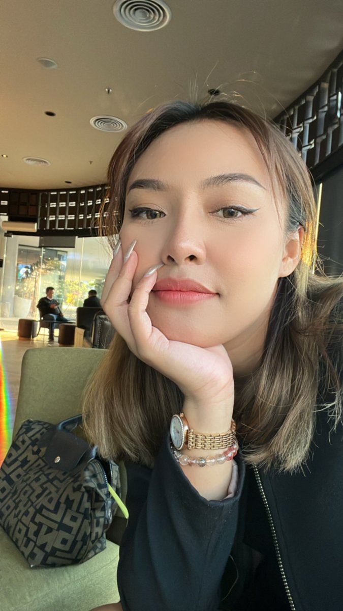 Earendel_jamyy's tweet photo. No more sad 
No more tears 
No more trust 
No more believe 
For someone that abandoned me 
#Thailandgirl  #brokenheart https://t.co/WCpBLZ40lk