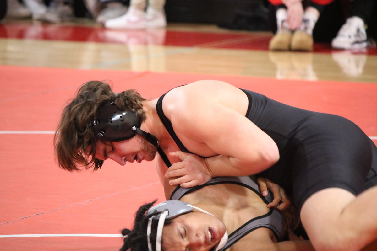 Hillcrest Panther Football (@hillcrest_fb) on Twitter photo TWO-SPORT ATHLETES
Huge shout out to our Varsity Wrestlers who came out and competed!
Avenging his only loss of the season with a pin
<a href="/MrSanders97/">Clarence Sanders</a>
Smooth as usual, Gil Garza
Not pictured: Dorn
#CrestSide #RecruitTheCrest <a href="/Hillcrest_Wr/">Hillcrest Wrestling</a> @hs_hillcrest <a href="/PanthersHHS/">Hillcrest HS</a> <a href="/dallasathletics/">Dallas ISD Athletics</a> TWO-SPORT ATHLETES
Huge shout out to our Varsity Wrestlers who came out and competed!
Avenging his only loss of the season with a pin
<a href="/MrSanders97/">Clarence Sanders</a>
Smooth as usual, Gil Garza
Not pictured: Dorn
#CrestSide #RecruitTheCrest <a href="/Hillcrest_Wr/">Hillcrest Wrestling</a> @hs_hillcrest <a href="/PanthersHHS/">Hillcrest HS</a> <a href="/dallasathletics/">Dallas ISD Athletics</a>