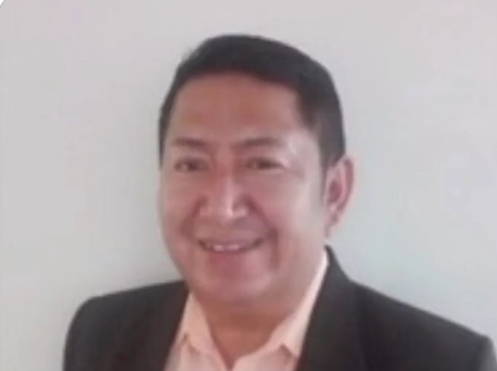 Álvaro Román en su primer día como presidente de la <a href="/CJudicaturaEc/">Consejo de la Judicatura</a> destituyó al juez de La Concordia Ángel Lindao por emitir fallos irregulares.