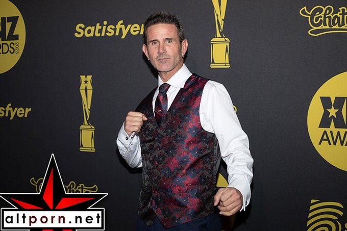 Another XBIZ 2023 red carpet pic on https://t.co/2yOS1v75BD. https://t.co/MjuPSt5AdE<a href="/tag/zombies"class="tags"><span>#zombies</span></a>