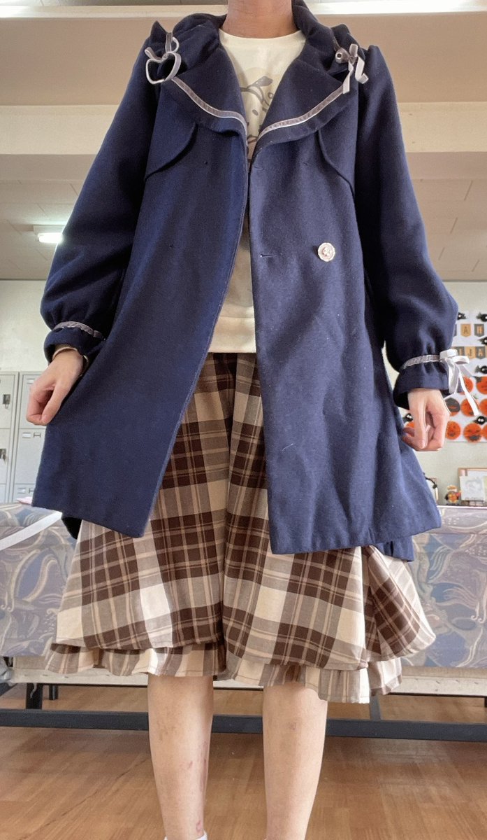 kogane__0617's tweet photo. 2023.01.26
通院とデイケアコーディネート。

アウター＊ #axesfemmePOETIQUE
トップス＊ #しまむら
スカート＊ #axesfemme2023福袋 
靴下＊ブランド無し
靴＊ローファー

 #axesfemmeアンバサダー
 #axesfemme https://t.co/yA2mpchLXN