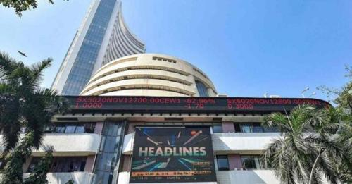 #ShareMarketHoliday : #NSE, #BSE to remain shut on Thursday, January 26 for #RepublicDay celebration
#stockmarket #Sharemarket #Sensex #Nifty