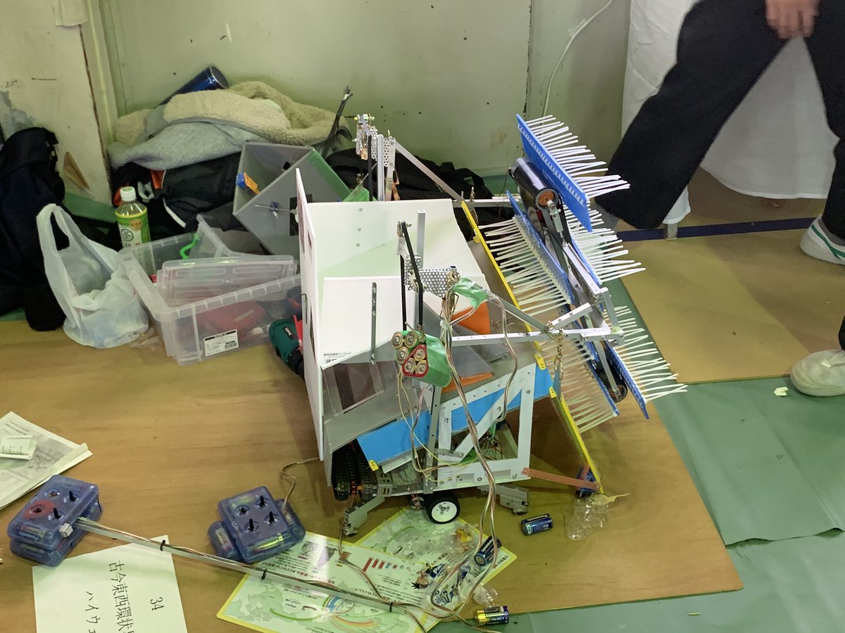 MrBeeeno's tweet photo. 写真フォルダにあるやつで自分が作ったやつ載せてくツリー https://t.co/FrktvNBoz5
