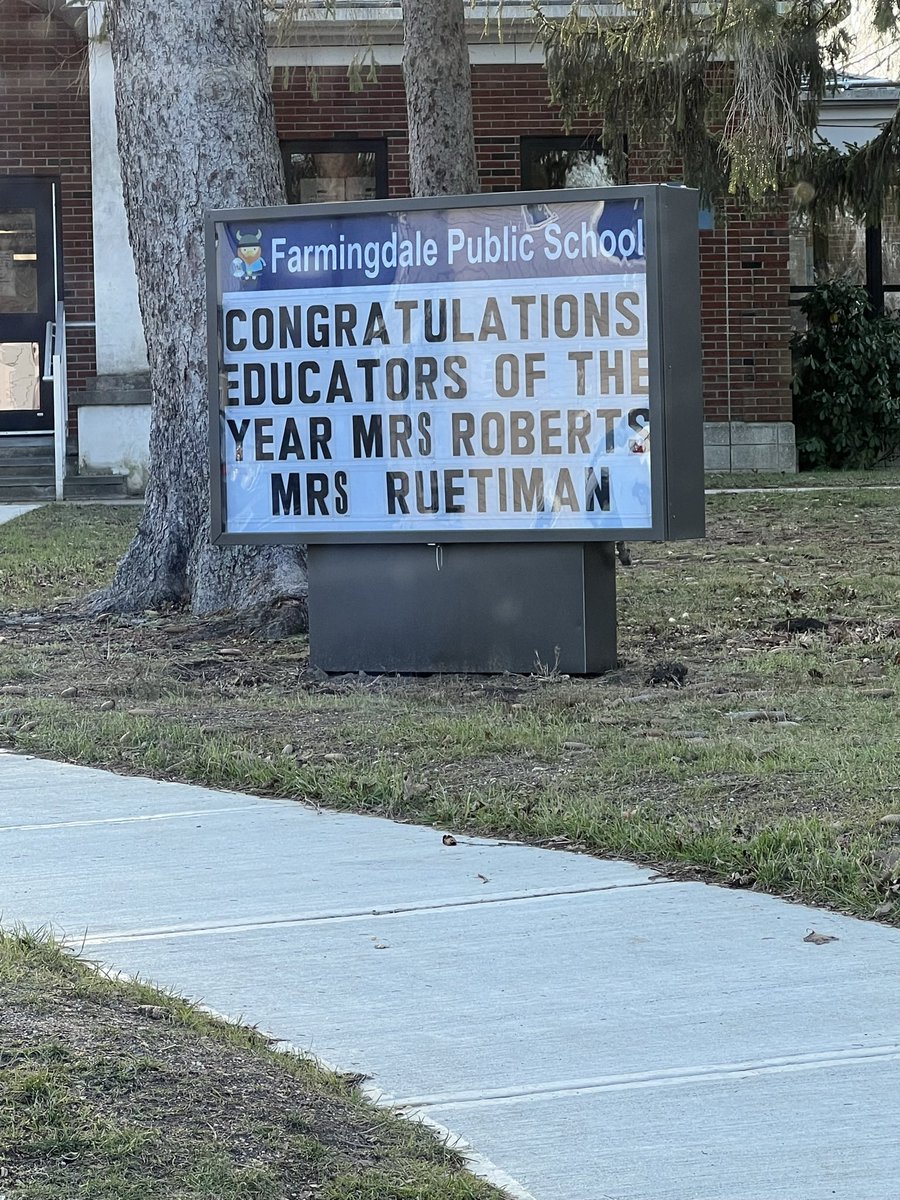 So happy to see this honor received by two of the most inspiring educators I’ve ever worked with! 💗 <a href="/MrsRoberts_FSD/">FSD_MrsRoberts</a> <a href="/RuetimanVikings/">Hope Ruetiman</a> <a href="/FSDVikings/">Farmingdale School</a>