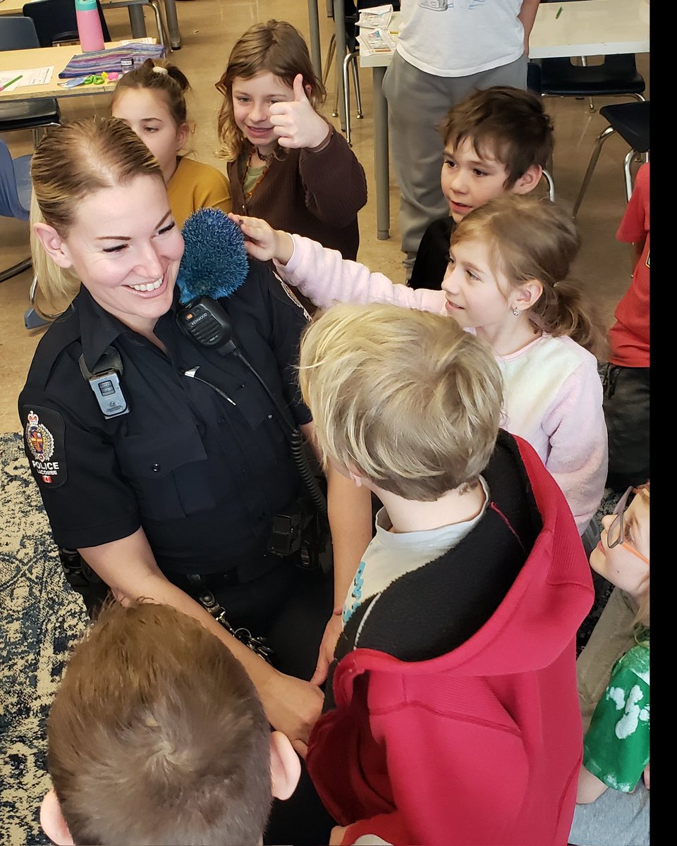 Miss Cooke tweet media