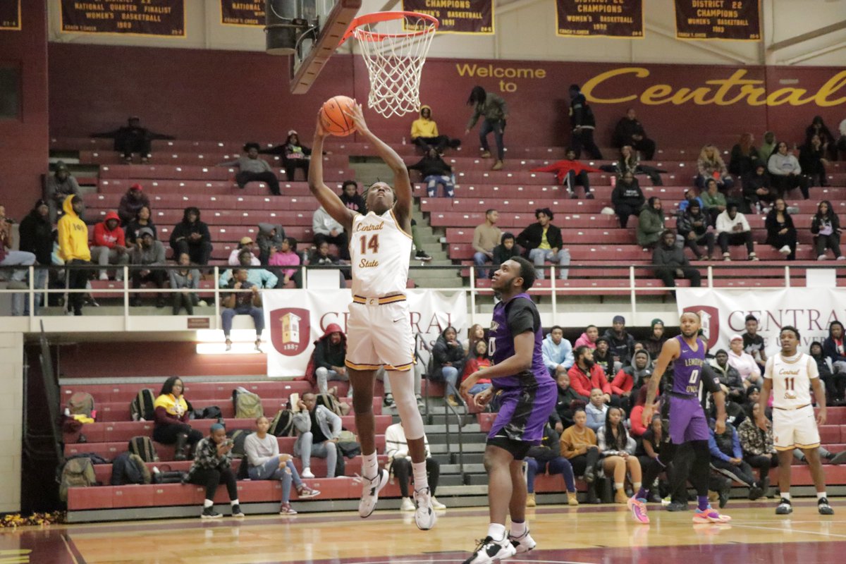 GO_MARAUDERS's tweet photo. Marauders lose to LeMoyne-Owen, 90-76.

Marcus Scott V led CSU with 21 points. Raevon Thomas had 16 points and four blocks. 

CSU and LOC will play again in Memphis, Tennessee on Saturday.

Stats - https://t.co/LIN5Shn5Aw https://t.co/uITPAFcI35