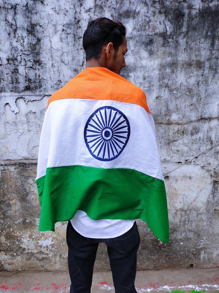 tanvir_263's tweet photo. तमाम अहले वतन को यौमे जम्हूरियत की मुबारकबाद 🇮🇳
#HappyRepublicDay2023 https://t.co/XhvugJy8Cz