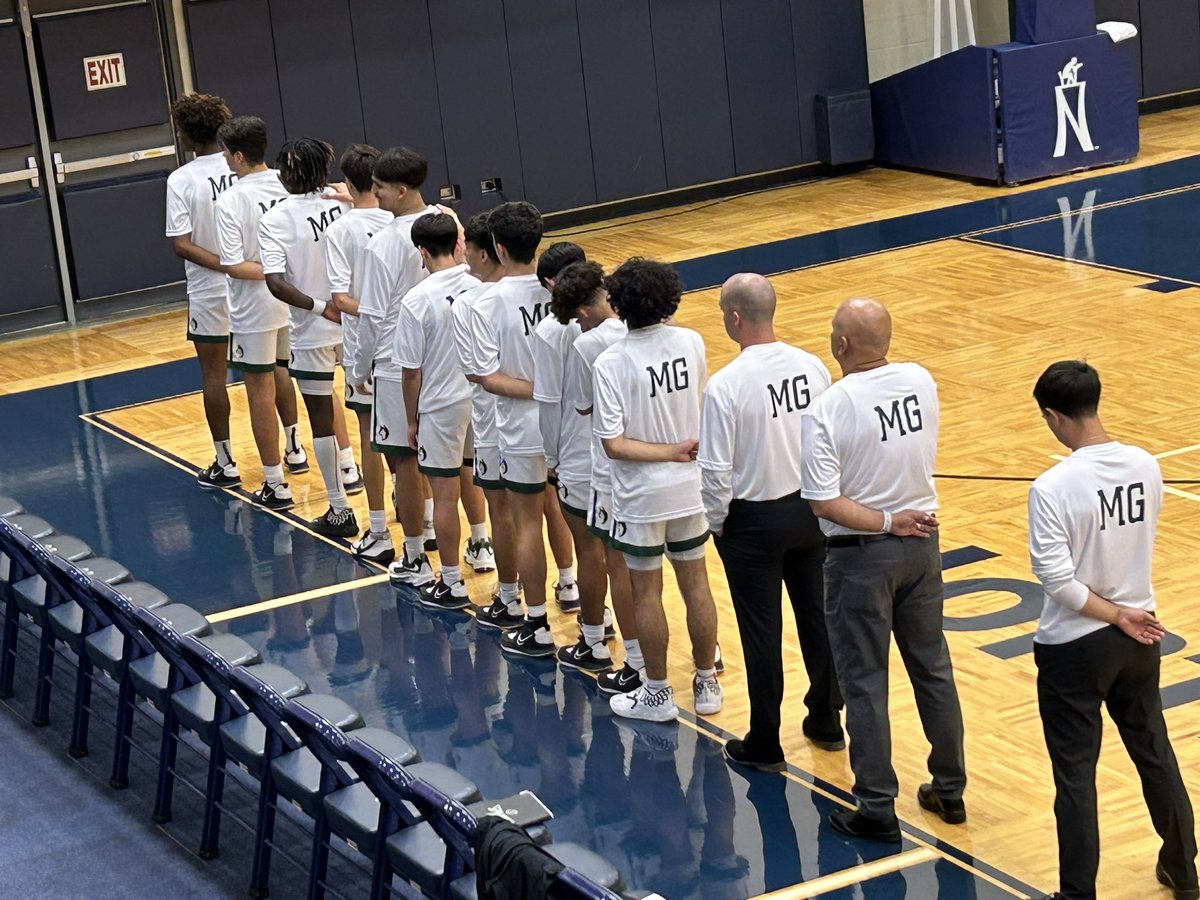 CoachVargas1's tweet photo. The Huskies get one in the WIN column tonight against @SotomayorBball! Proud of the team effort as well as for the opportunity to honor Max!! Our program is much bigger than basketball - and tonight we were proud to honor his name. @NISDHolmes @Barrera_Holmes @SAHolmesSports https://t.co/5rV5WfrNgu