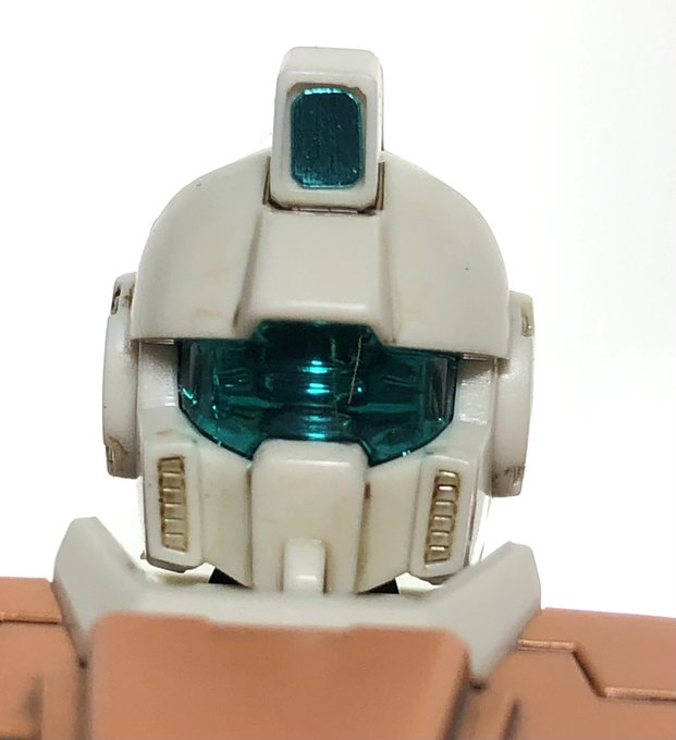 カメラの中にメッキシルバー塗るだけで超カッコいいのですが。 