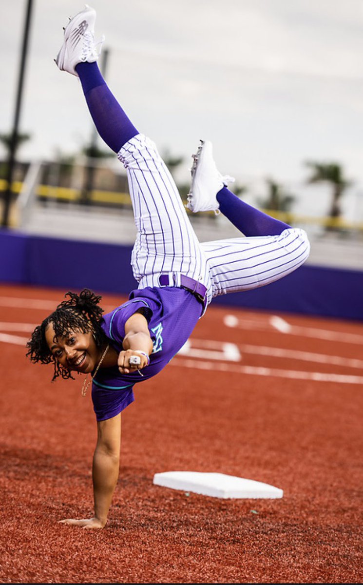 fswsoftball tweet picture