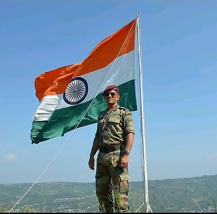 salonihuyaar's tweet photo. Happy Republic day 🇮🇳
Jai Hind Jai Bharat ❤ https://t.co/nUlIFMJRih